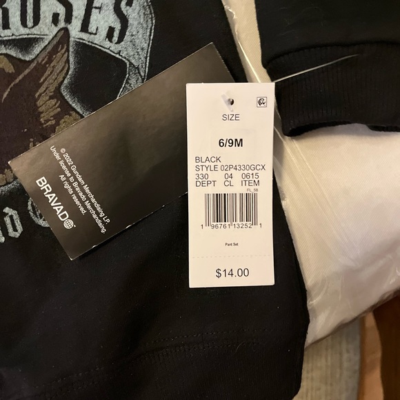 NWT Guns and Roses size 6 / 9 months Sweatshirt - Picture 2 of 2